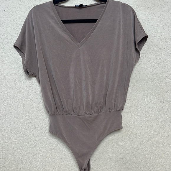 Express Loose-fitting  Bodysuit with Thong Bottom. Size XS. Fits a bit oversized - Picture 1 of 3